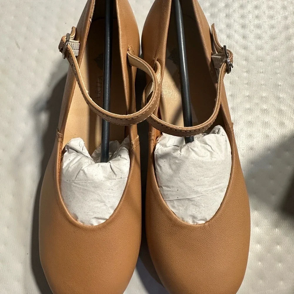 Mariia Tan Mariia Soft Leather Mary Jane Tap Shoes Size 2 Wide NEW NIB